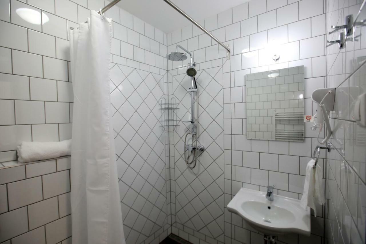 Varga Vendégház Sumegpraga Exterior foto